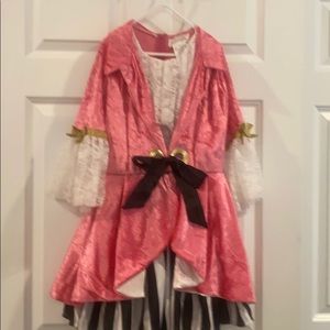 Chasing fireflies Girls size 10 pirates costume